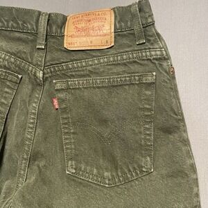 Vintage 1995 Levi  551 Jeans Womens Size 28x28 Relaxed Fit Green Tapered Leg 90s